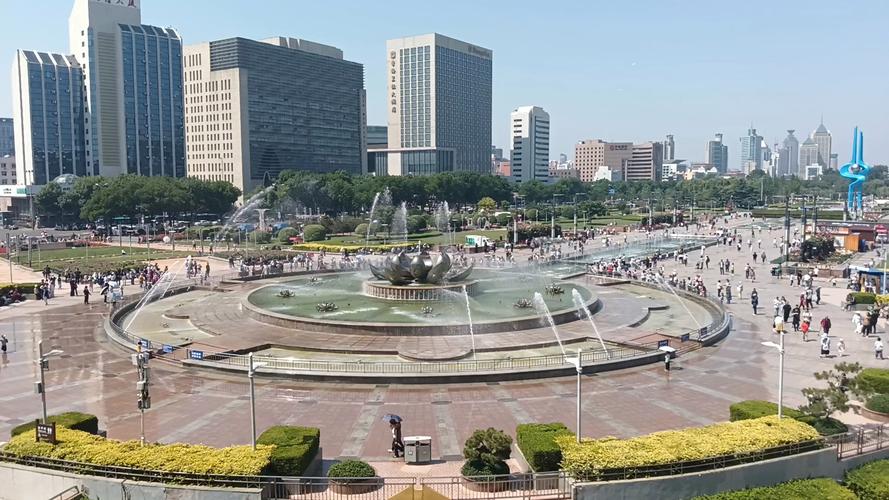 济南泉城广场音乐喷泉观赏指南